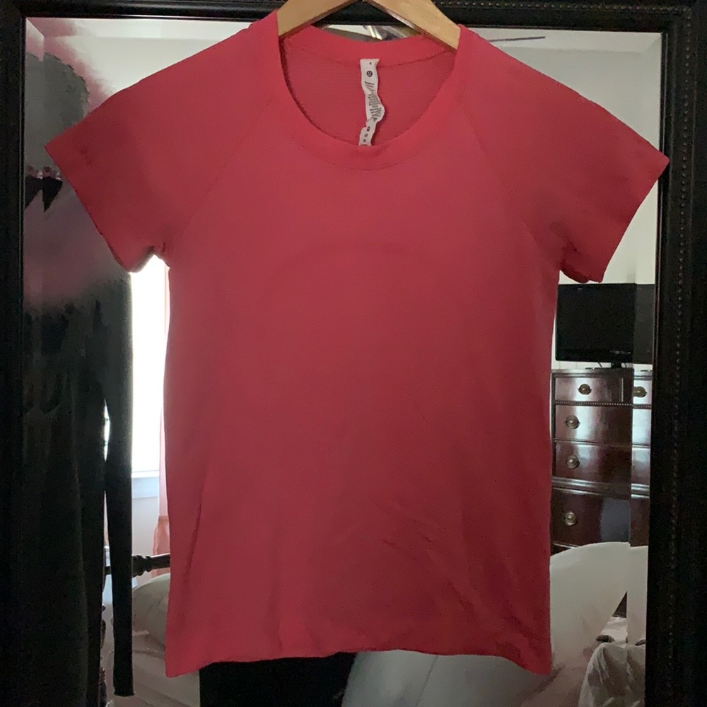 Lululemon swiftly tech 2.0